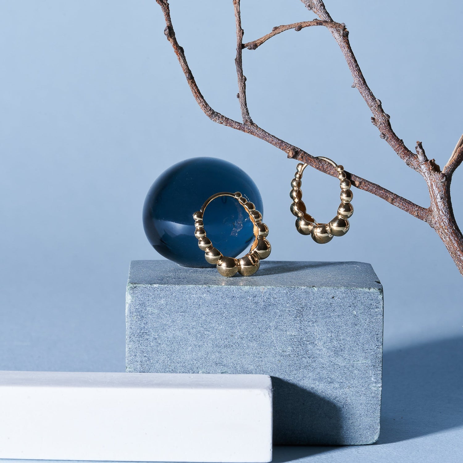 K18 Gradient Ball Hoop Pierced Earrings＿グラデーションボールフープピアス