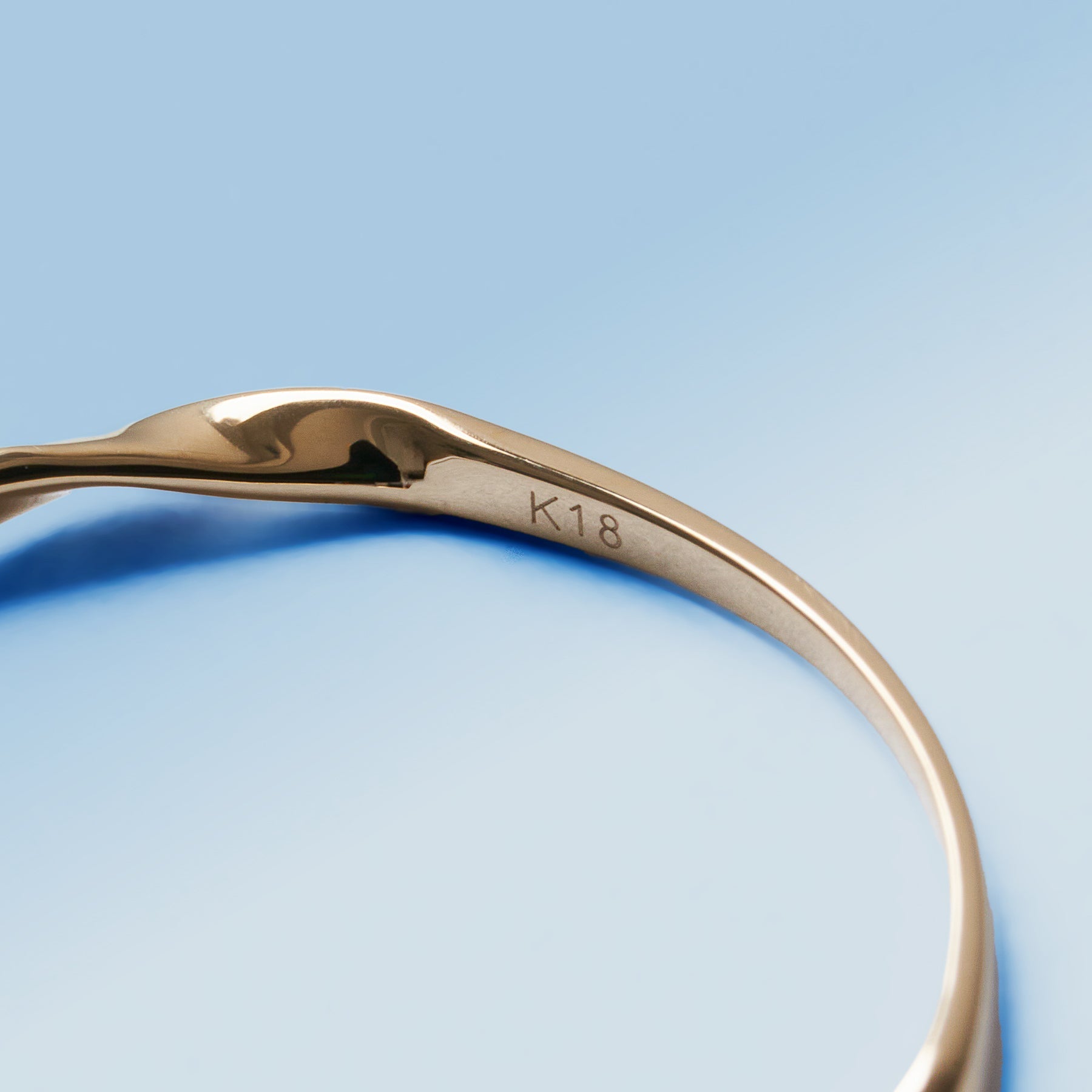 K18 Wave Twisted Ring＿極細ツイストリング – Fujikoshi jewelry