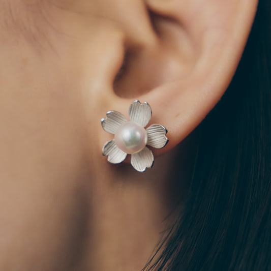 Akoya Pearl Sakura Motif Earrings(7mm)＿アコヤ真珠 さくらモチーフピアス