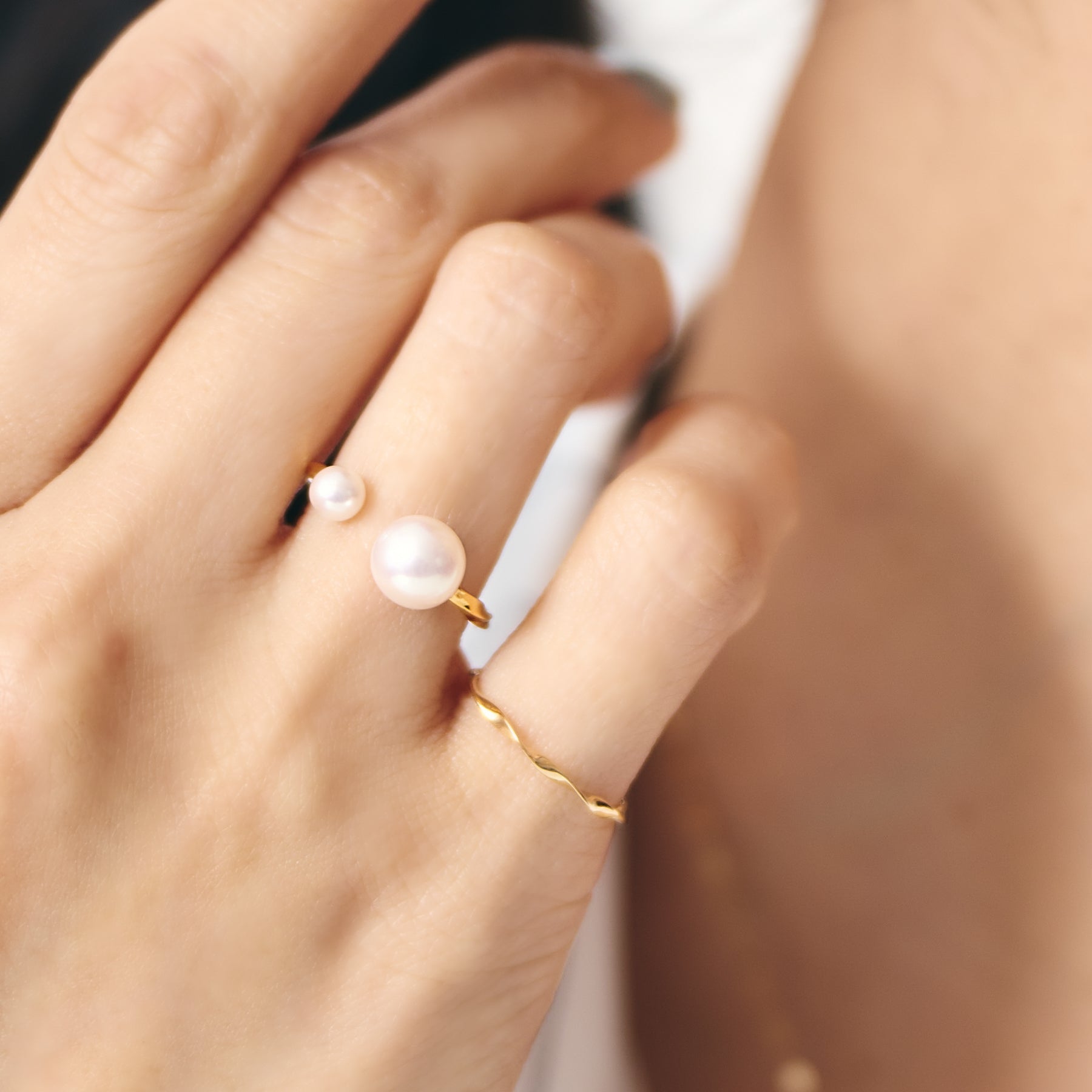 K18 Wave Twisted Ring＿極細ツイストリング – Fujikoshi jewelry